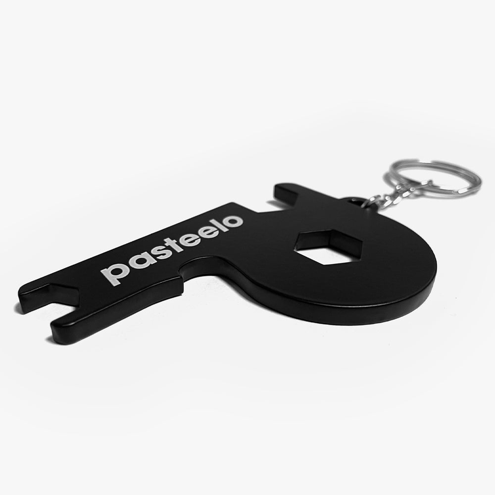 SKATE KEYCHAIN - BLACK